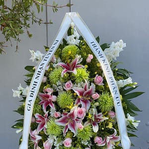 Funeral Standing Spray #05