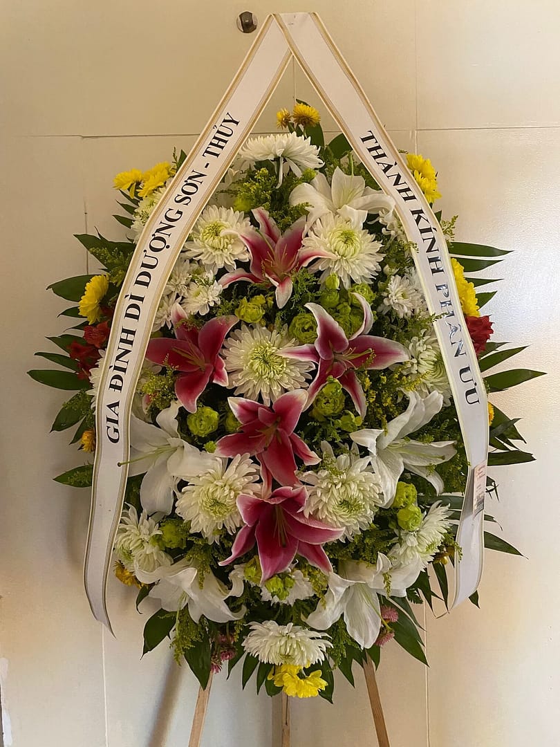 Funeral Standing Spray #04