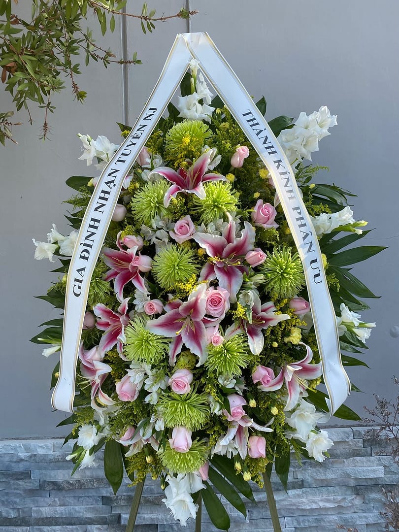 Funeral Standing Spray #05