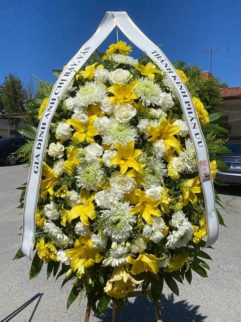 Funeral Standing Spray #10